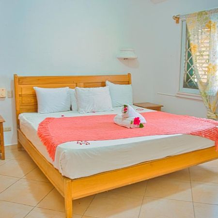 Hoteles Josefina Лас Теренас Екстериор снимка