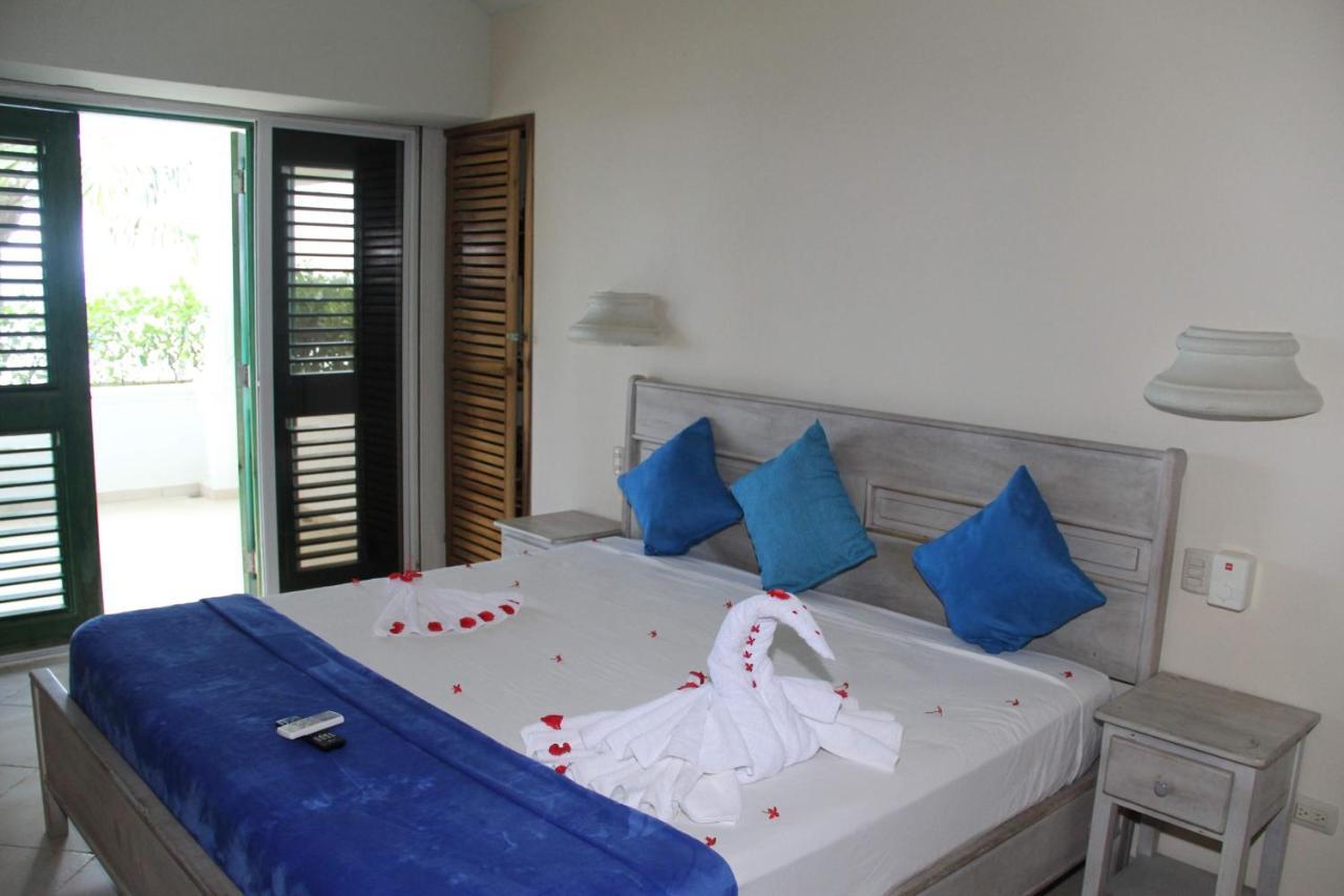 Hoteles Josefina Лас Теренас Екстериор снимка